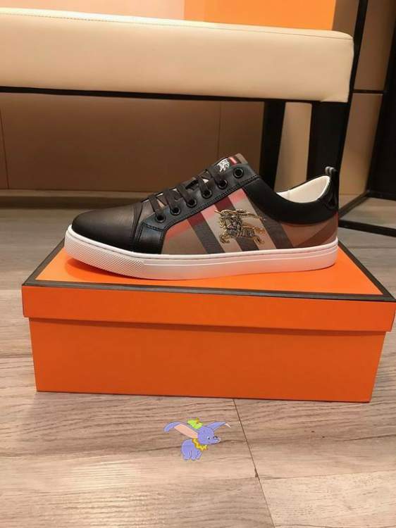 Picture of Burberry Shoes _SKUBurberrysz38-44ngh02491976